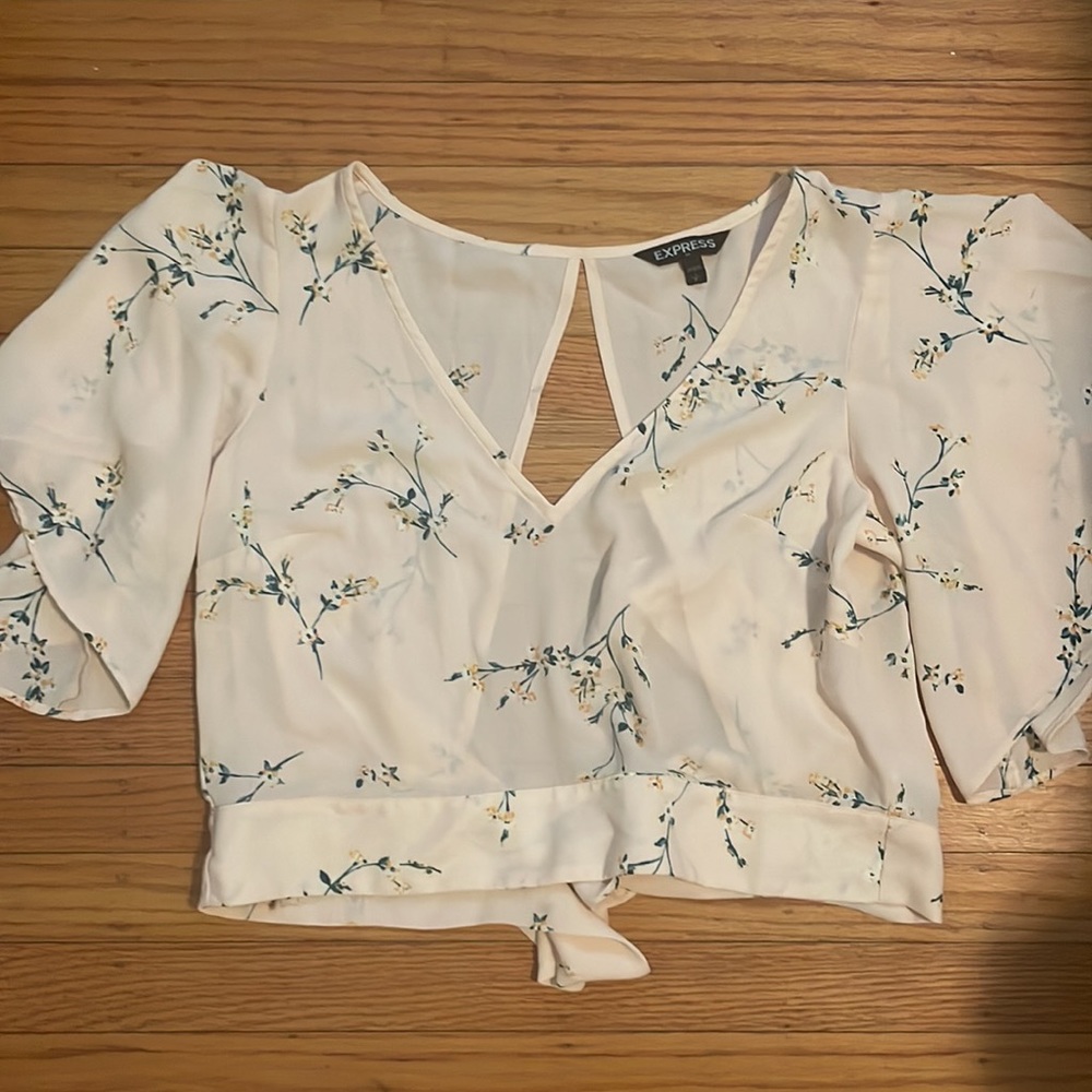Express blush floral open back crop top